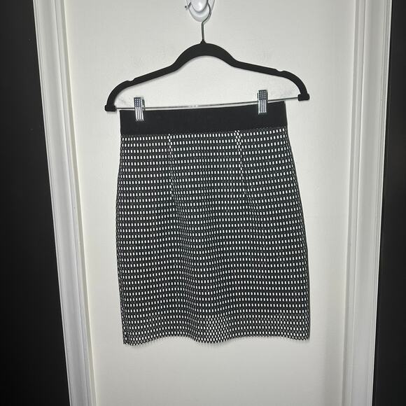 NEW Milly Women's Black White Mini Polka Dot Patterned Pencil Skirt Size 6 - Picture 2 of 11